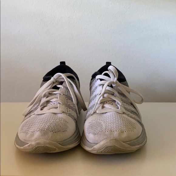 Nike Flyknit Lunar 2 Wolf Grey - Picture 3 of 5